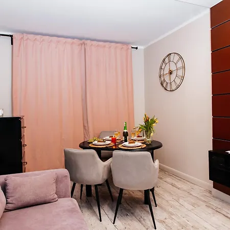 Maya's Flats & 59 - Milosci Apartment Gdansk